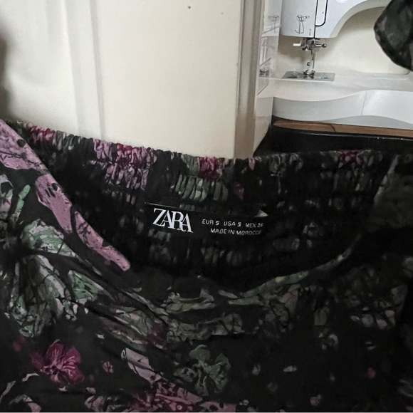 Zara Floral Ruffle Puff Sleeve Crop Top M - Picture 8 of 11